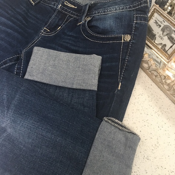 Glam denim’s with bling pockets - Picture 3 of 5